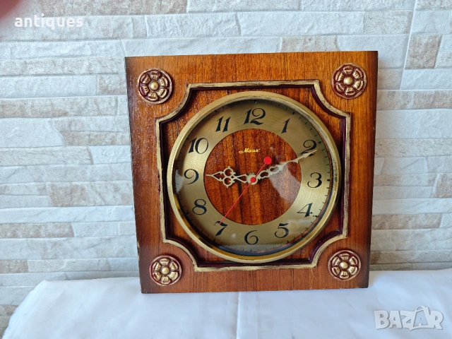 Стар руски стенен часовник - Маяк - 1970г., снимка 3 - Антикварни и старинни предмети - 54105809