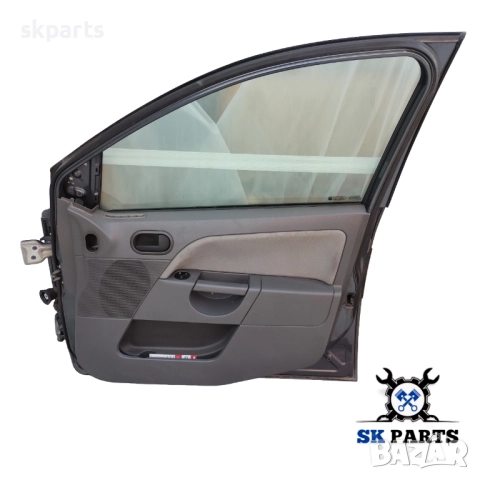 Врата предна дясна за Форд Фиеста мк6 / Fiesta mk6 4 врати, снимка 2 - Части - 52158513
