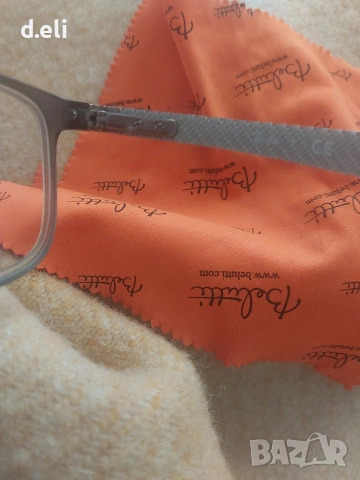 Ray Ban Оригинални рамки за очила и Dooney Bourke Original 100% Кожа Голяма чанта, снимка 4 - Чанти - 49035063