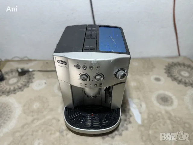  Кафемашина - Delonghi Magnifica , снимка 1 - Кафемашини - 46987730