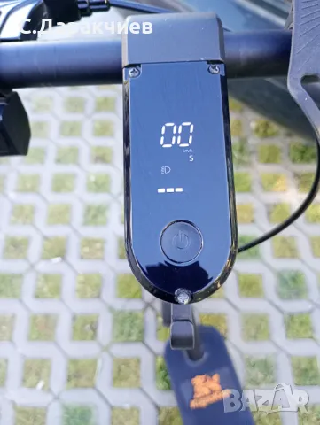 Тротинетка Kugoo Kirin M3, снимка 5 - Скутери и тротинетки - 50350436