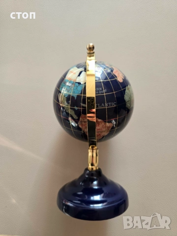 Настолен глобус
