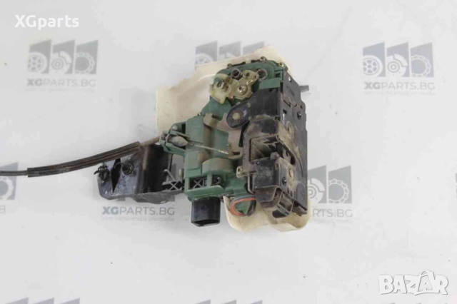 Брава врата предна дясна за Volkswagen Passat B5, B5.5 (1996-2005)