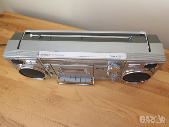 Shebro UCR1052 Boombox ,Sanwa 7096,Japan, снимка 4 - Радиокасетофони, транзистори - 46606008