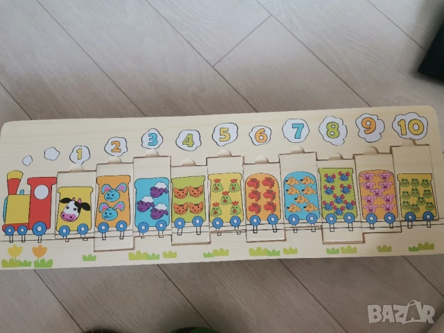 Дървен пъзел "Влакче с животни и цифри" 