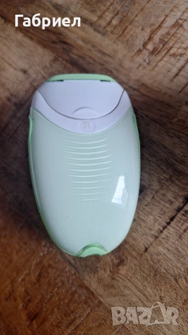 Епилатор Braun, две скорости, led осветление, снимка 2 - Епилатори - 53943174