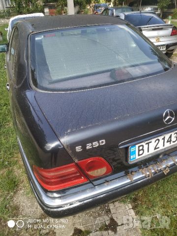 Mercedes E250 TD  цял за части, снимка 4 - Автомобили и джипове - 46704416