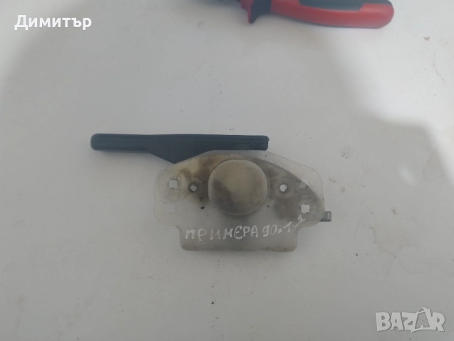 Дръжка Отваряне Заден Капак И Капачка Резервоар За Нисан Примера 1991г / Nissan Primera 1991y, снимка 2 - Части - 52374775