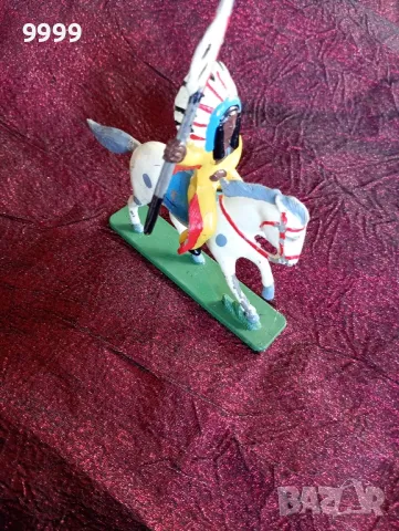 Полска пласмасова фигура , снимка 1