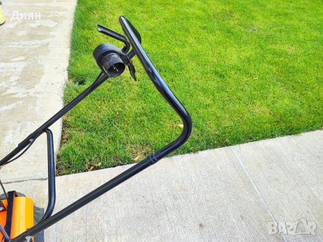 Продавам аератор/вертикулатор Vertikutierer 15-E-400, снимка 5 - Градинска техника - 51701111