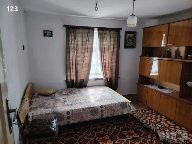 Продавам Къща на два етажа 