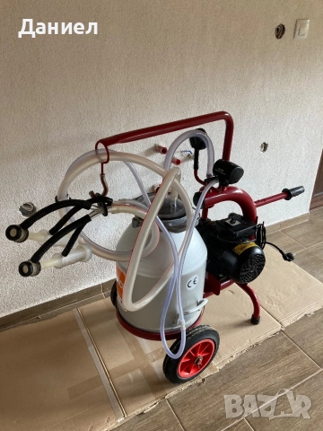 Агрегат за доене на кози и овце