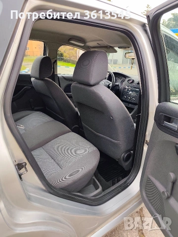 Форд Фокус 1.8 TDCi, снимка 9 - Автомобили и джипове - 53589638