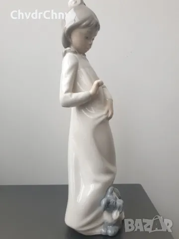 НАО ЛАДРО испанска порцеланова фигура на момиче с кученце/NAO Lladro статуетка 26см, снимка 3 - Колекции - 47107798