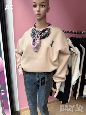 Ватирана блузка с бродерия и шалче