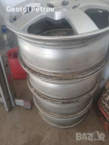 Продавам  джанти и спойлер  за хонда црв , снимка 3 - Гуми и джанти - 52500624