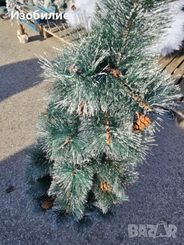 Елха - Изкуствена коледна елха с бели връхчета и шишарки , снимка 12 - Декорация за дома - 52385638