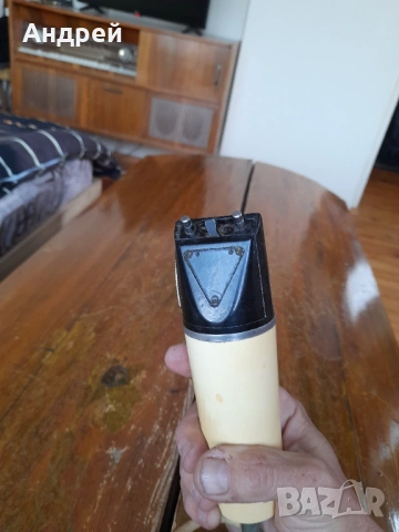 Стара машинка за подстригване Aka, снимка 4 - Други ценни предмети - 54057055