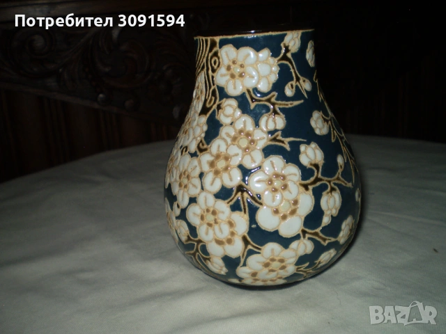 Винидж ваза в азиатски стил със син фон и флорални мотививи , снимка 8 - Антикварни и старинни предмети - 53583892