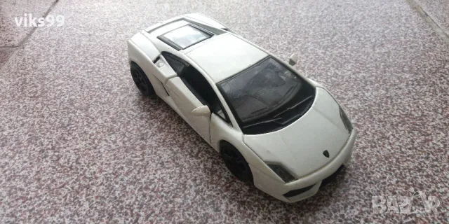 Bburago LAMBORGHINI GALLARDO LP560 1/32, снимка 5 - Колекции - 48366456