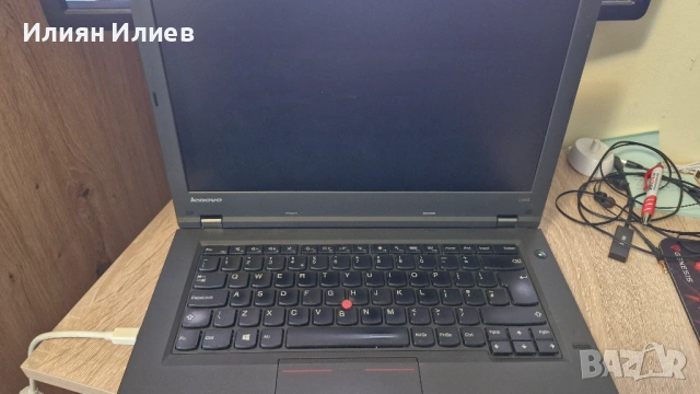 Продавам Lenovo l 440 с повреден дисплей
