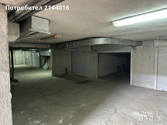 Дава под наем подземен гараж за малка кола / мотор, снимка 4 - Гаражи и паркоместа - 53444141