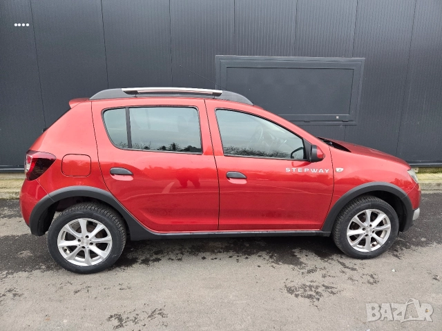 Dacia Sandero Stepway, снимка 6 - Автомобили и джипове - 52712153