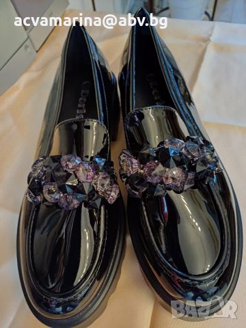  нови дамски черни лоуфъри №39, снимка 2 - Дамски ежедневни обувки - 45359482