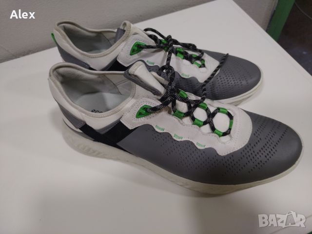 Спортни обувки Nike, Ессо