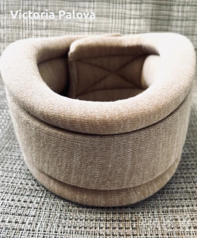 Мека цервикална ортеза при болки във врата и рамене