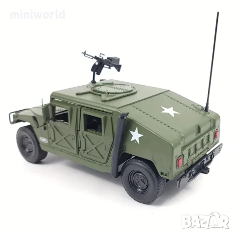 Hummer H1 военен тежко въоръжен с картечница - мащаб 1:18 на CCA Models моделът е нов в кутия, снимка 3 - Колекции - 50727311
