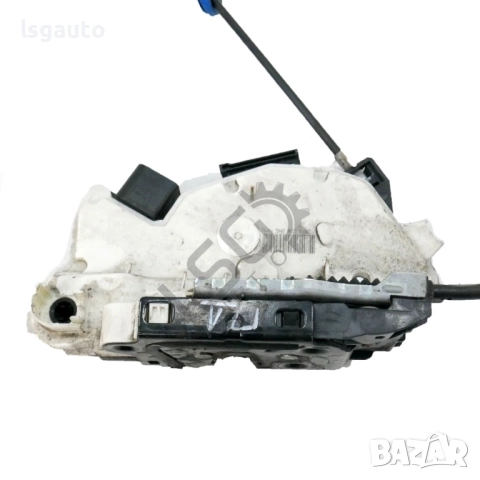 Брава предна дясна врата Volkswagen Scirocco III 2008-2017 ID:149346, снимка 2 - Части - 51613893