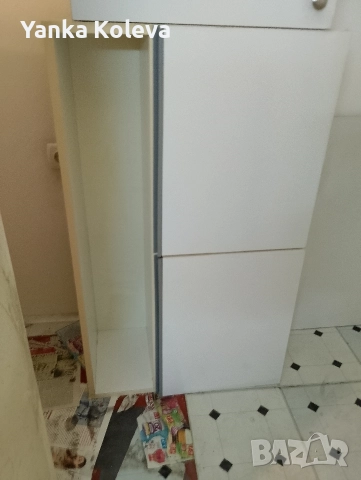 Продавам кухненски шкафове