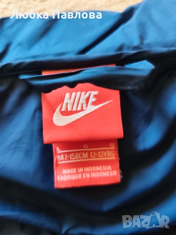 Яке Nike 100%(оригинал), снимка 3 - Детски якета и елеци - 52261357