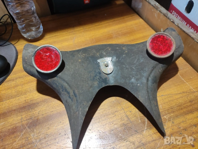 Железен капак за кормило на MZ RT 125/, снимка 3 - Части - 53133009