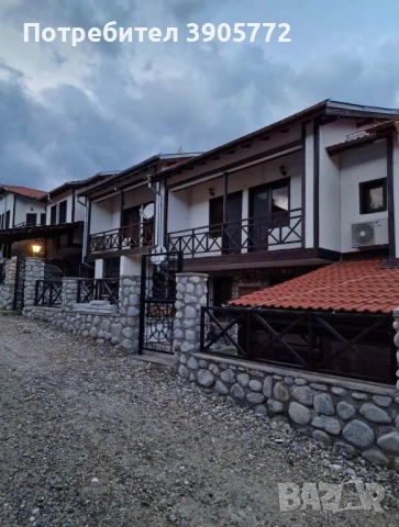 КЪЩА ПОД НАЕМ в ПОЛИТЕ на ПИРИН ПЛАНИНА и на 200 м. от ски пътя, снимка 1