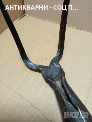 Соц Стар Ръчно Кован Инструмент За Копаене., снимка 6 - Антикварни и старинни предмети - 49328824