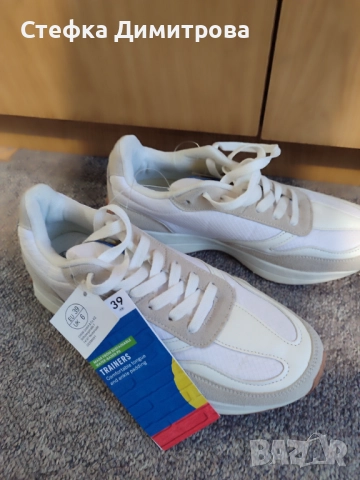 Дамски маратонки, снимка 2 - Маратонки - 52583363