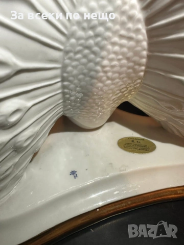 Capodimonte Italy Circa 1980 Porcelain Peacock Figurine W/ Colorful Crystal Accents Паунът Код P1848, снимка 10 - Декорация за дома - 53015053