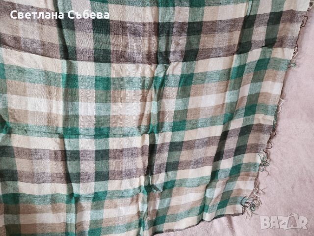 Дамски шал бяло и зелено , снимка 1 - Шалове - 45554316