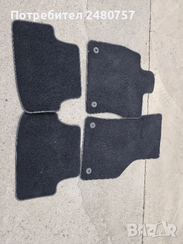 Оригинални стелки за Голф 8, снимка 2 - Аксесоари и консумативи - 51942947