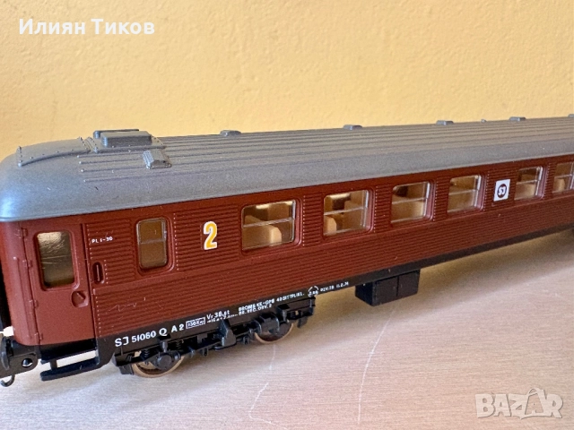 Комплект пътнически вагони LIMA мащаб HO (1:87) влак piko, снимка 4 - Влакчета, самолети, хеликоптери - 52794833