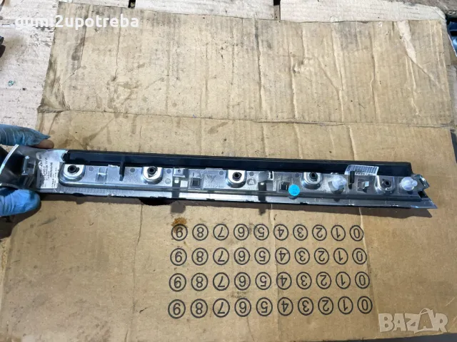 Декоративна Предна Лайсна Карбон 7P5867409 Porsche Cayenne 3.0D 92A/EG22/2012, снимка 4 - Части - 49705057