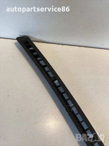 Предна декоративна лайсна на таблото за KIA Carnival 2.9 CRDi (2006–2012) 4D973-55810, снимка 2 - Части - 53198780