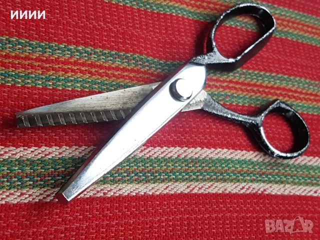 Ножица Зиг заг , снимка 2 - Антикварни и старинни предмети - 52582491