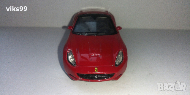 Bburago Ferrari California 1:43, снимка 5 - Колекции - 40417674