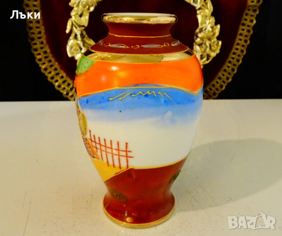 Ваза Satsuma,японски костен порцелан,злато. , снимка 4 - Антикварни и старинни предмети - 53066775