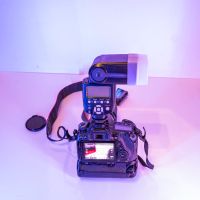 Фотоапарат Canon 80D - 24mpx, Батериен Грип, Светкавица, Обектив 70-210мм, снимка 3 - Фотоапарати - 45453430