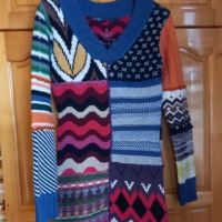 Desigual пуловер, снимка 1 - Блузи с дълъг ръкав и пуловери - 45478147
