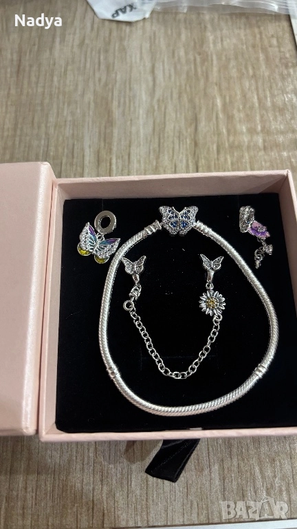 Комплекти гривна с талисмани Пандора, снимка 1